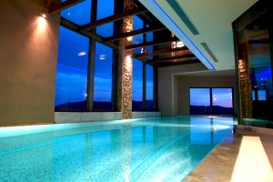 spa_parnaso Piscina del Aegli Resort & Spa cerca del Monte Parnaso