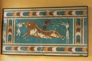 Palacio de Cnosos, friso del Salón del Toro (Foto Wikimedia Commons)
